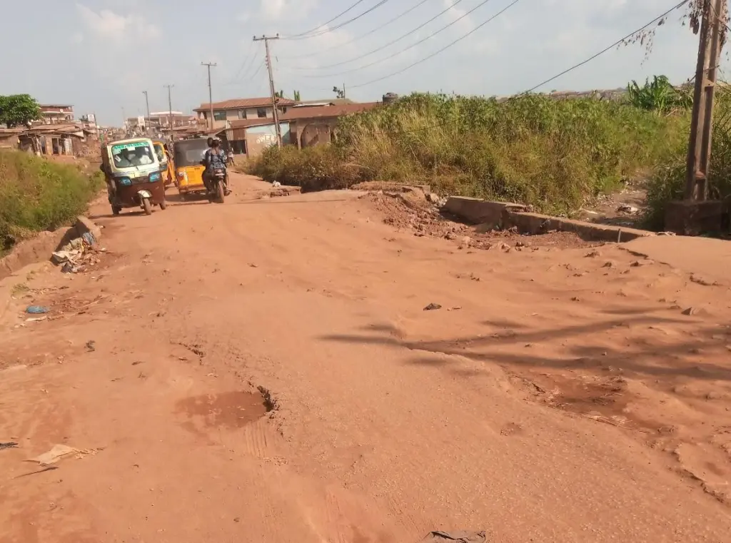 Oremeji to Idi Obi road riddled with potholes